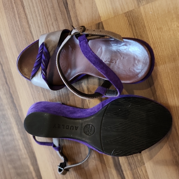 AUDLEY suede wedges - Picture 11 of 15